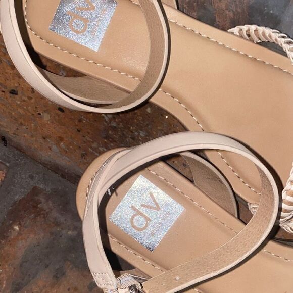 DV Dolce Vita Fulton flat wedge sandals size 8 tan leather - Picture 10 of 10